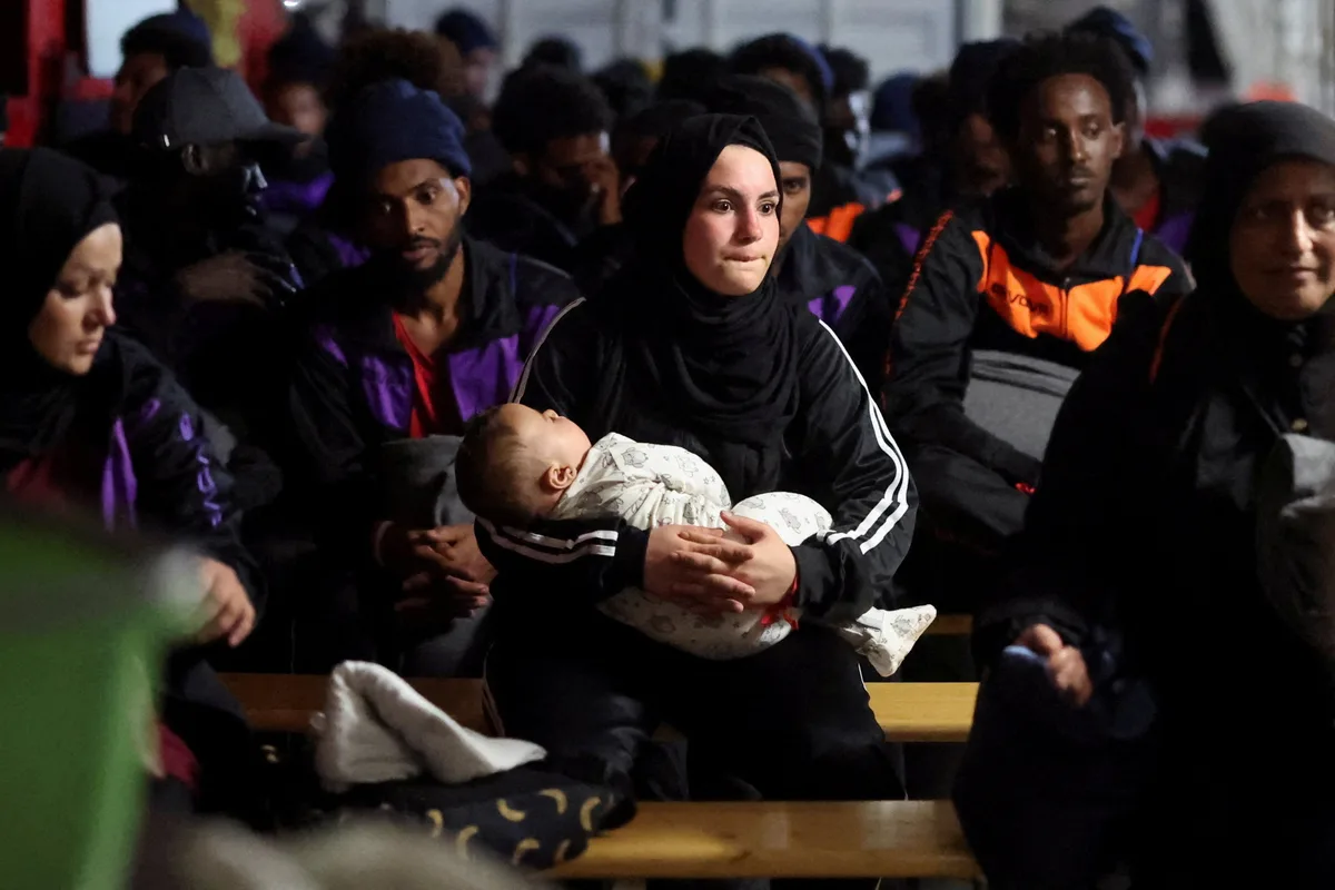 Caen las llegadas irregulares de migrantes a la UE pero aumentan las entradas por la ruta del Mediterráneo hacia Baleares