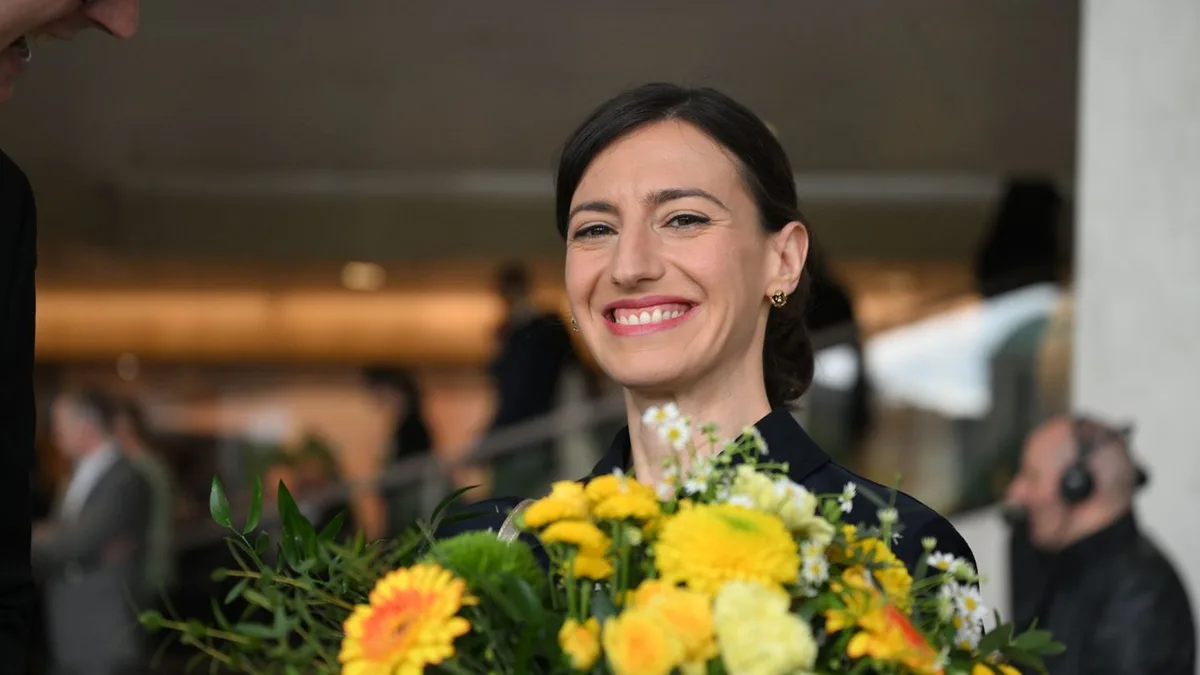 Nach Empörung auf Social Media: Cem Özdemirs Frau Flavia Zaka reagiert auf Anfeindungen