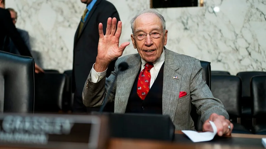 Grassley, Whitehouse blast Treasury decision on FinCEN