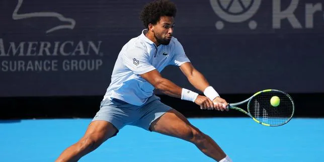 Arthur Fils remporte le Masters 1000 de Cincinnati, le premier sacre d’un Français dans cette catégorie de tournoi depuis 2014