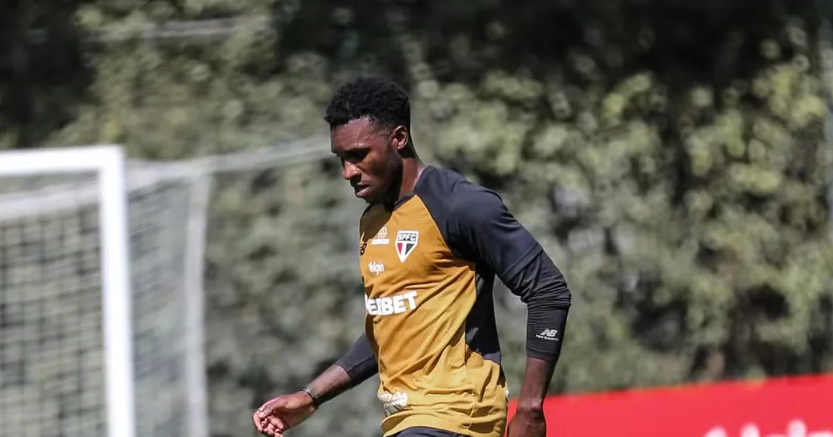 Aurélio Buta passará por cirurgia no joelho; entenda