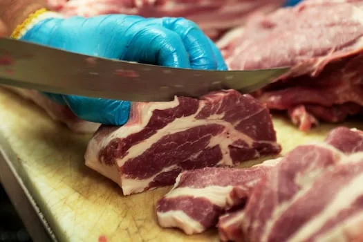 Trump to temporarily ease US beef tariffs, irking cattle producers