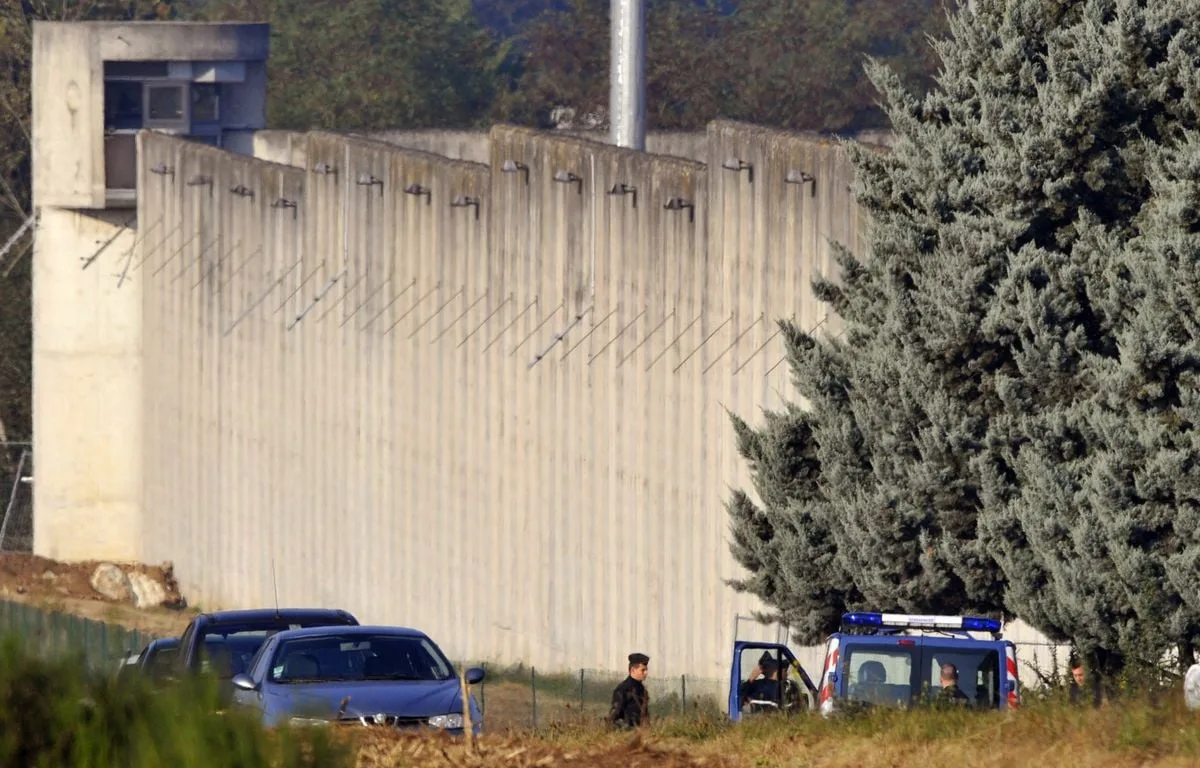Allier : La prison de Moulins-Yzeure renforce sa sécurité après avoir été la cible de tirs de mortier