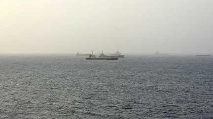 Un pétrolier touché par un "projectile inconnu" au large d'Oman, dans le détroit d'Ormuz