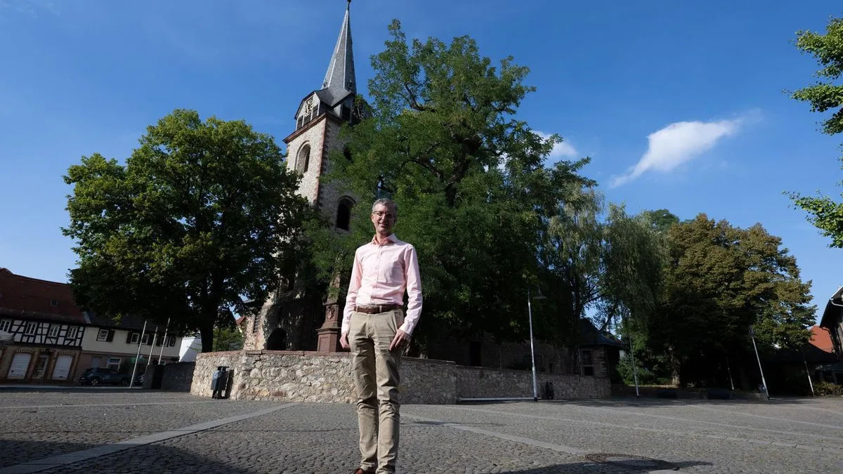 Kirche: Ex-Pfarrer Jung: Liebe statt Zölibat - was sagt die Kirche?