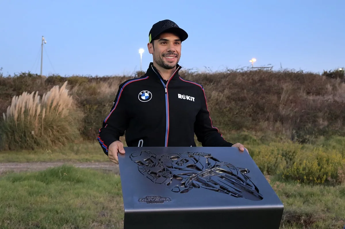 A curva 7 do Circuito do Estoril é a partir de hoje a curva Miguel Oliveira