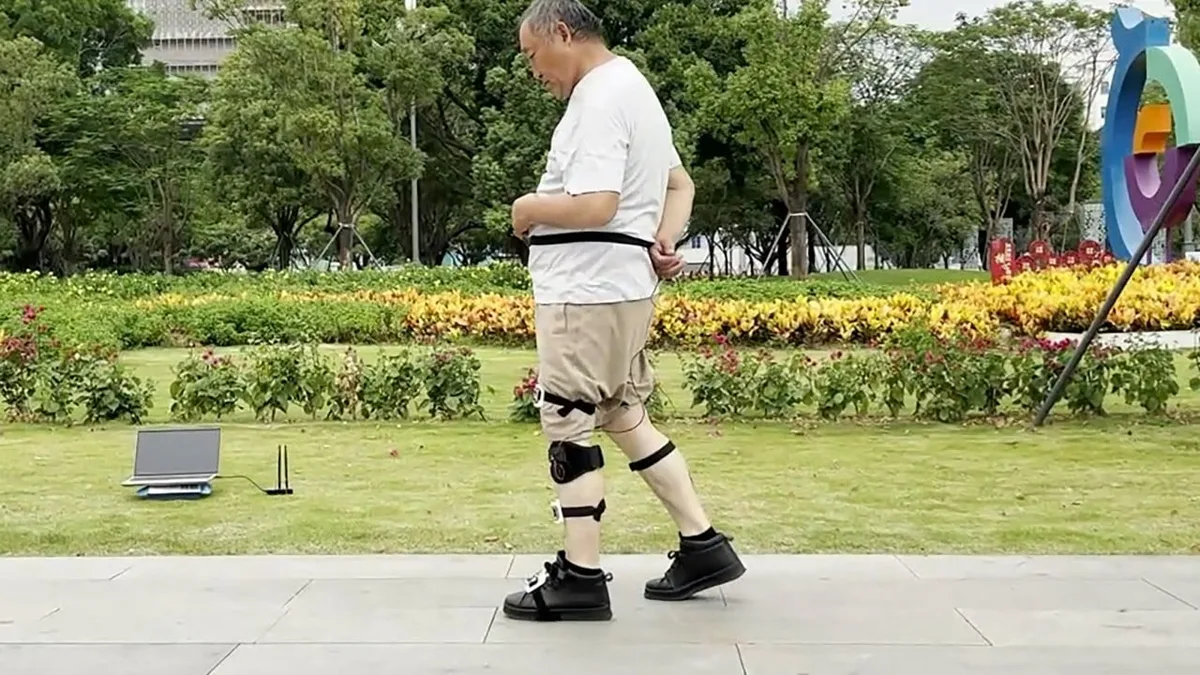 China’s self-powered neural device helps stroke survivors walk naturally