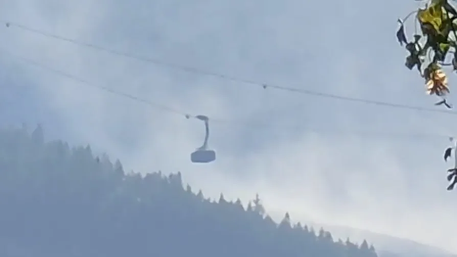 Gondelbahn in Staubwolke gefangen - Felssturz an der Zugspitze