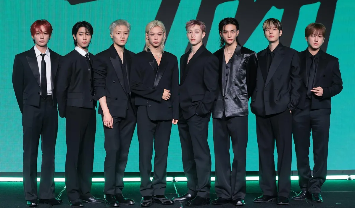 21세기 최초 ‘빌보드 200’ 9연속 1위 그룹…스트레이 키즈 “대기록…영광”