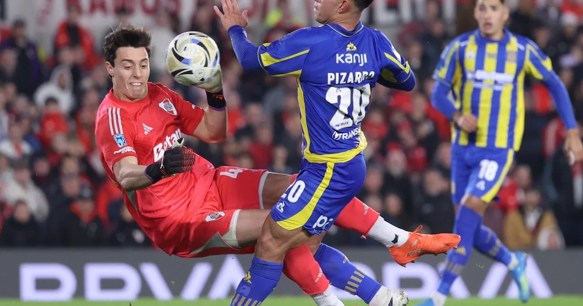 Un medio italiano asegura en su portada que River y Fiorentina ya negocian por Santiago Beltrán