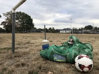 Coupe de France. « C’est bête mais on espère jouer à l’extérieur » : le casse-tête des clubs face aux terrains grillés