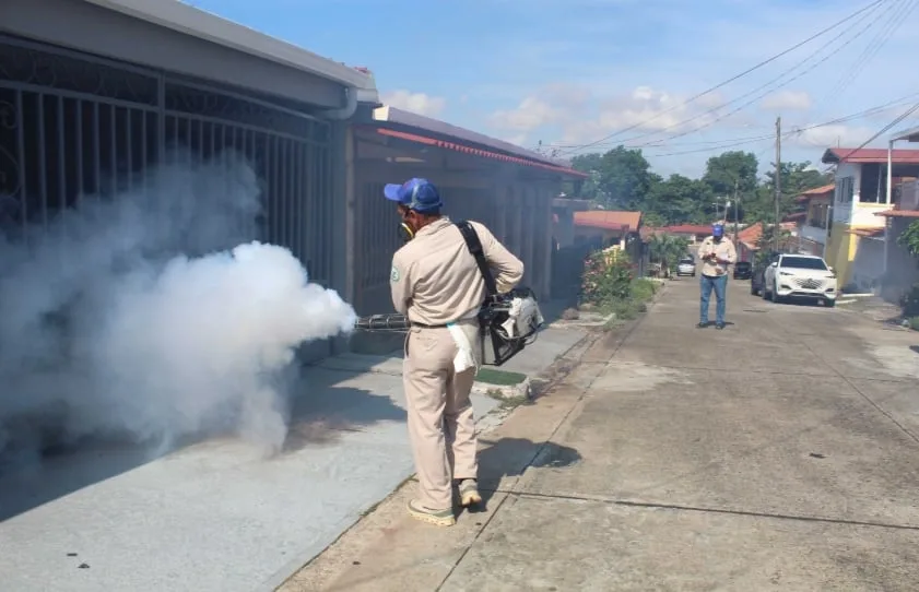Panamá registra 7,565 casos acumulados de dengue y baja las hospitalizaciones en 14.5%