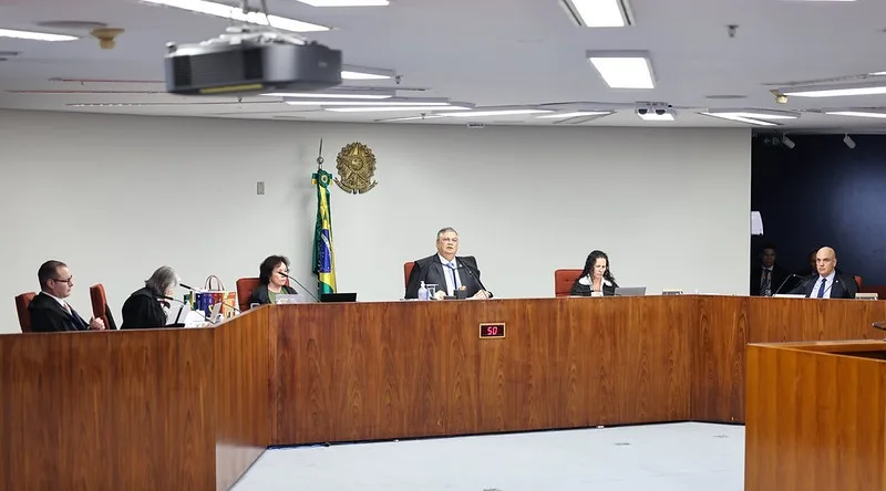 Deputado do PL vira réu por injúria contra Lula