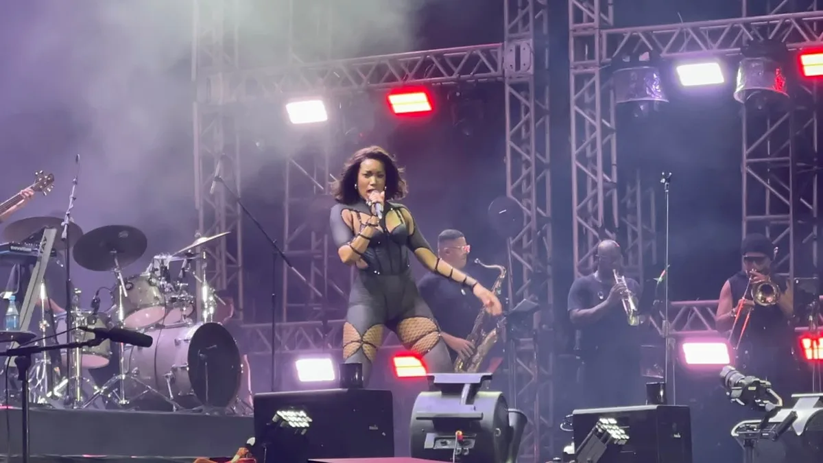 Iza, Dennis DJ e Filho do Piseiro agitam segunda noite do Sou Manaus 2026