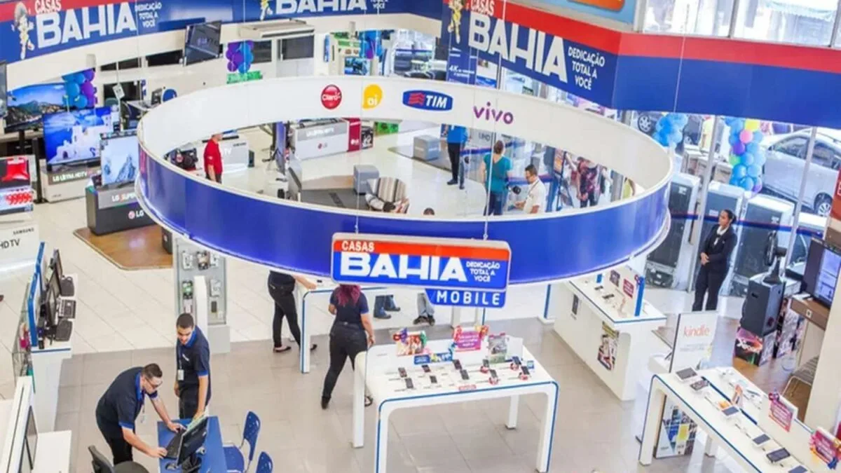 Casas Bahia vai reabrir? Justiça barra demissões e determina volta de funcionários