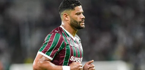 Mauro Cezar: Fluminense tem elenco esquisito, mas não está eliminado