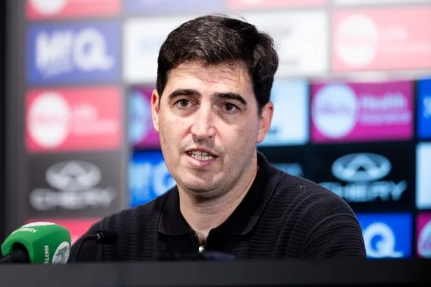 Andoni Iraola launches Florian Wirtz defence after stinging Jamie Carragher criticism