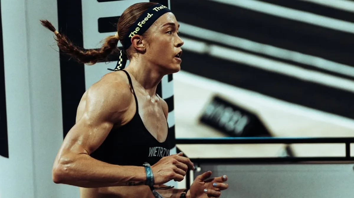 La atleta de fitness que se hizo viral por competir tras su accidente escatológico pidió disculpas: “Debería haber abandonado”