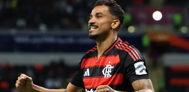 Danilo indica renovação com o Fla e diz que vai se aposentar ao fim de 2027