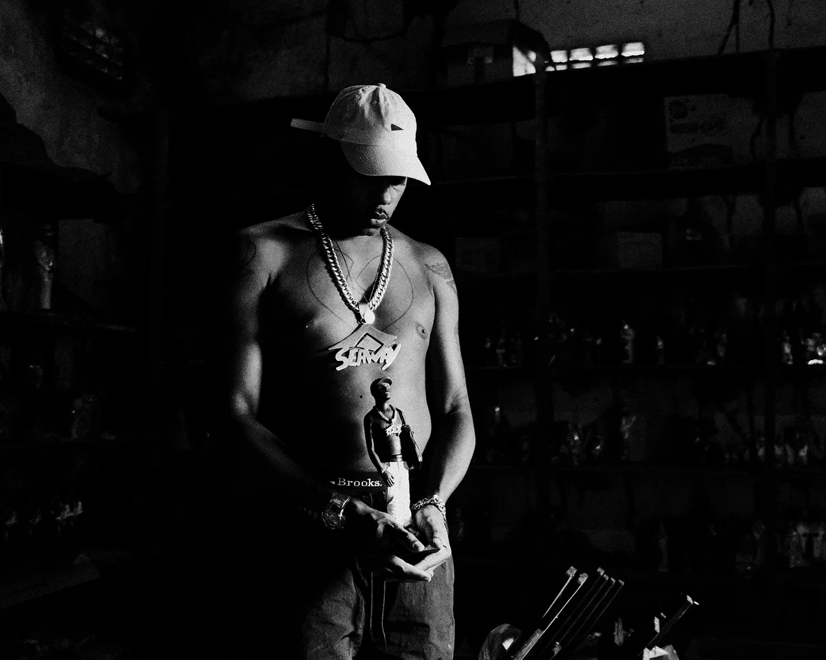 Vandal faz valer a identidade baiana ao cruzar rap, pagodão e samba-reggae na sinfonia afro do álbum 'Vanguardah'