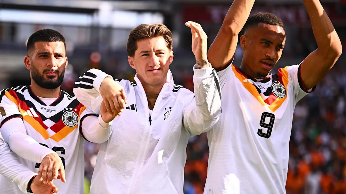 Wechsel-Wende in der Nacht - DFB-Star bleibt doch in Stuttgart