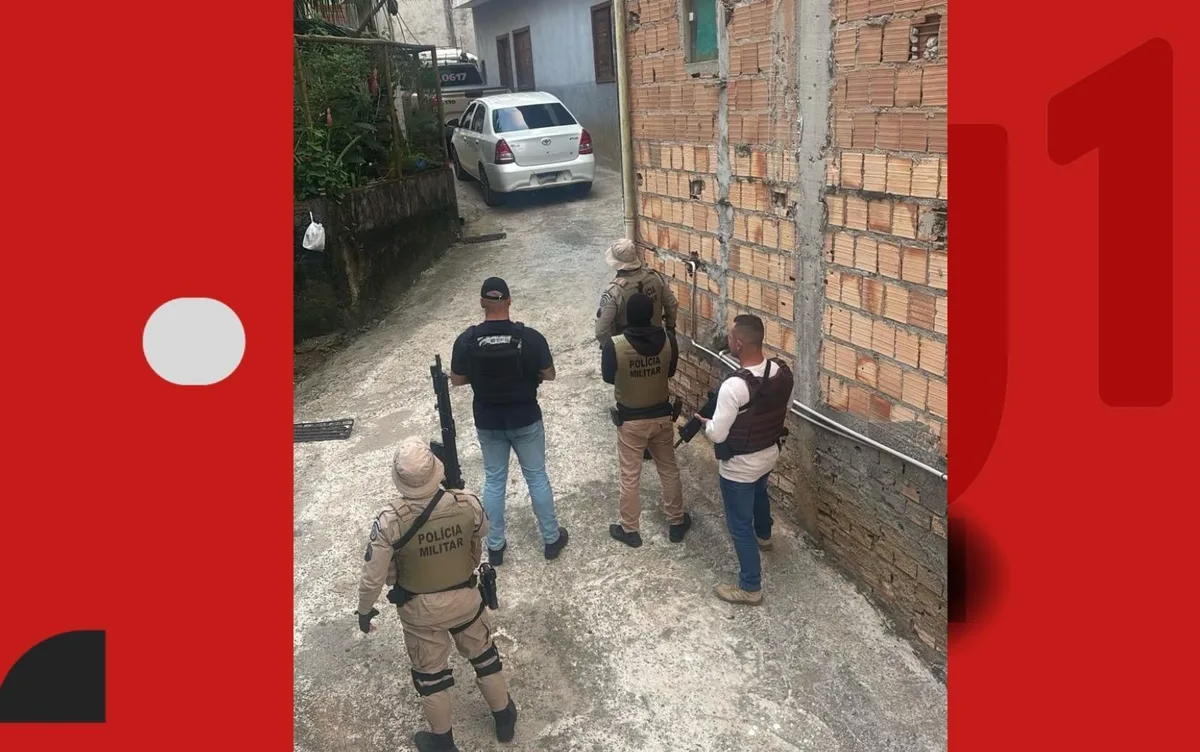 Operação prende 13 suspeitos de integrar organização criminosa que atuava com tráfico de drogas em destino turístico da Bahia
