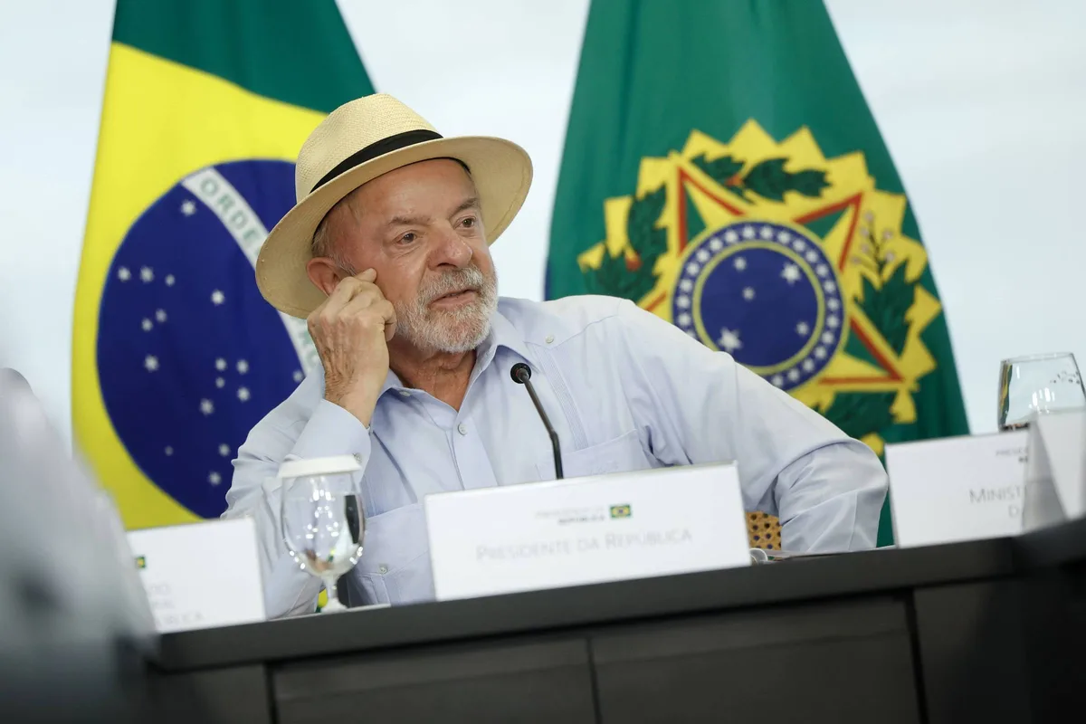 Lula usa divulgação de dados de emprego para fazer propaganda do governo e reforçar crítica às bets