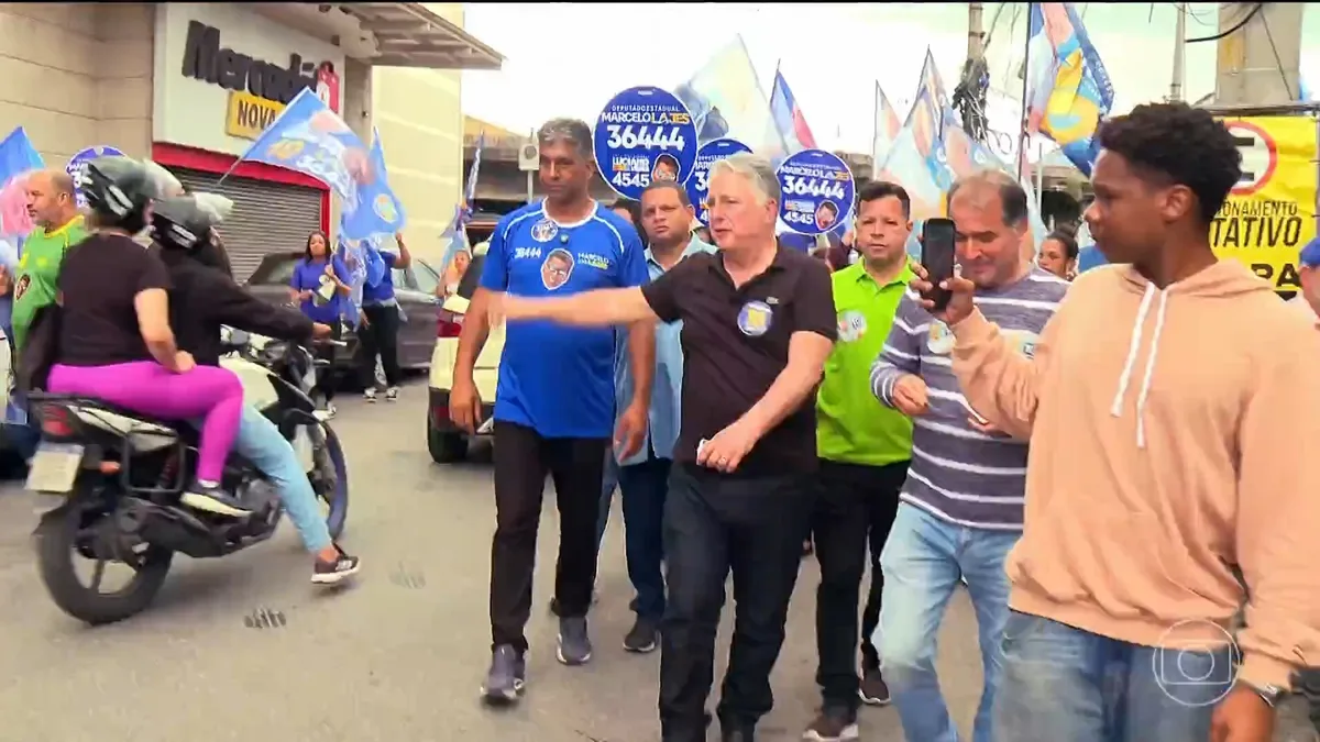 Garotinho promete aumentar investimentos em saneamento básico e pavimentação de ruas na Baixada
