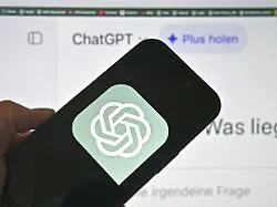 Warnsignal für Jüngere: Studie liefert Hinweise auf erschwerten Berufseinstieg durch KI