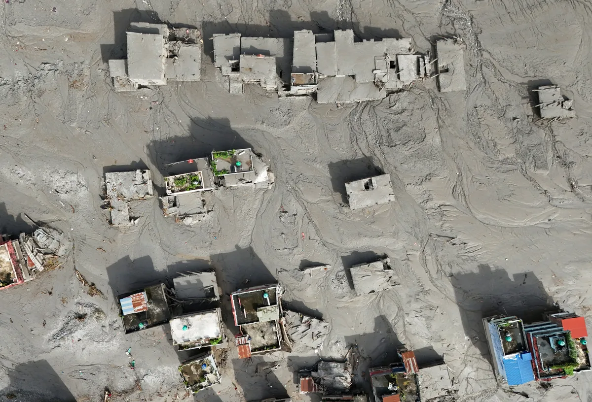 Tragedia en Nepal: ascienden a 547 los muertos y alertan por nuevas inundaciones por la rotura de una represa