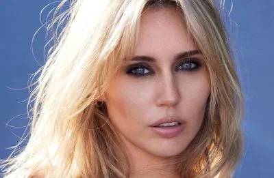 Miley faz remix de “Bass Persuades” com a banda Model/Actriz e o noivo Maxx Morando; ouça!