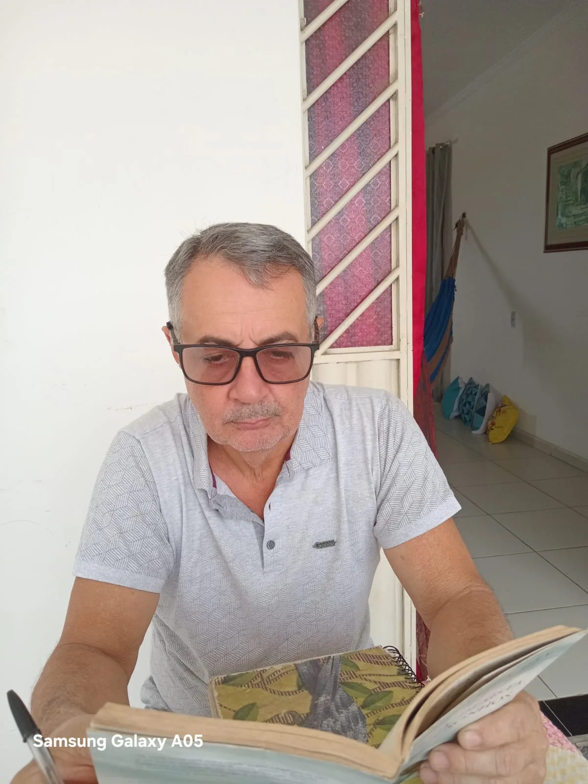 Do vício em crack ao diploma — a história de quem usou a educação para se reerguer