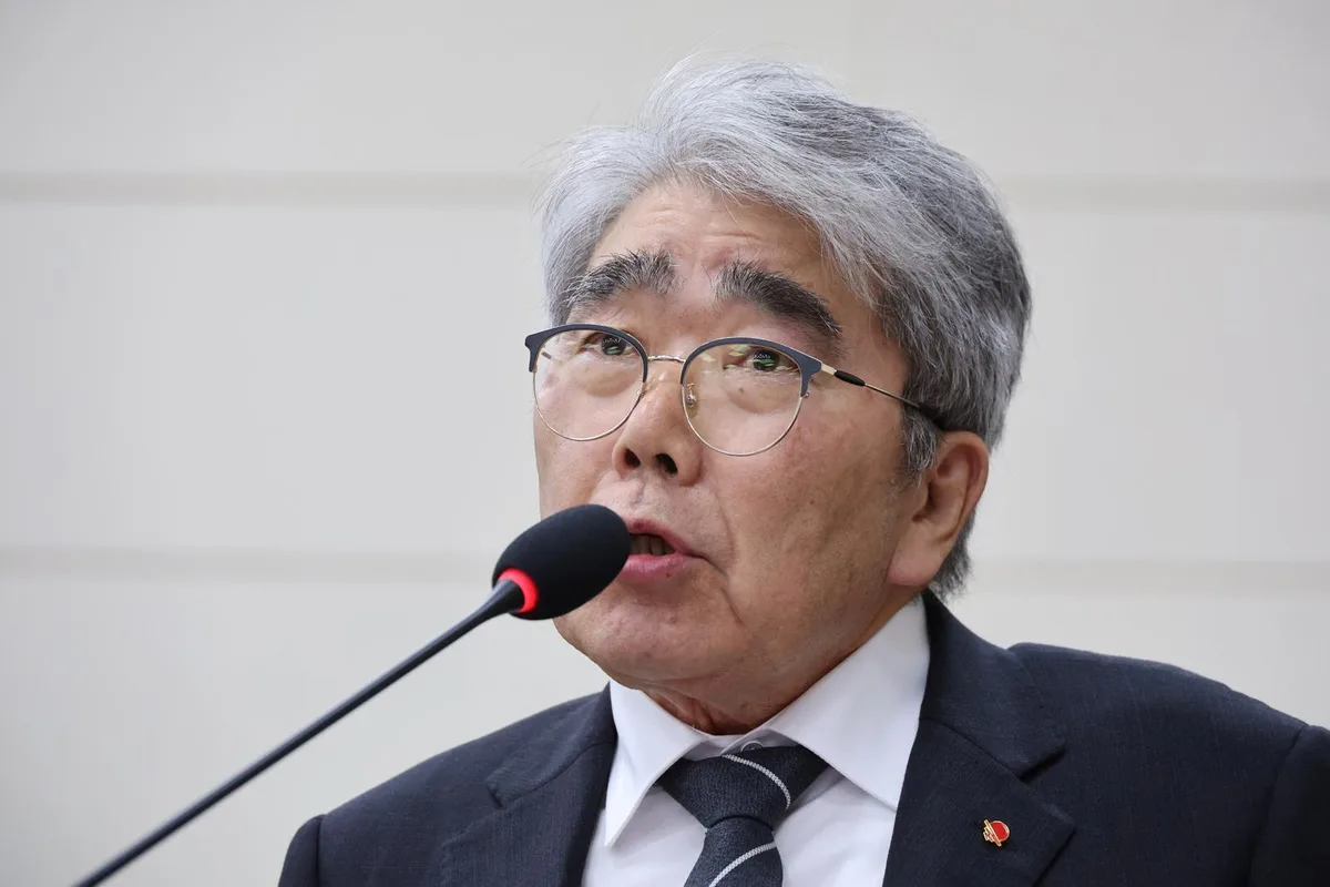 김현지 주례 본 지역난방公 사장 “특별한 관계 없어”