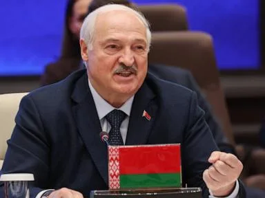 Belarus' authoritarian leader meets US envoy to push for lifting sanctions