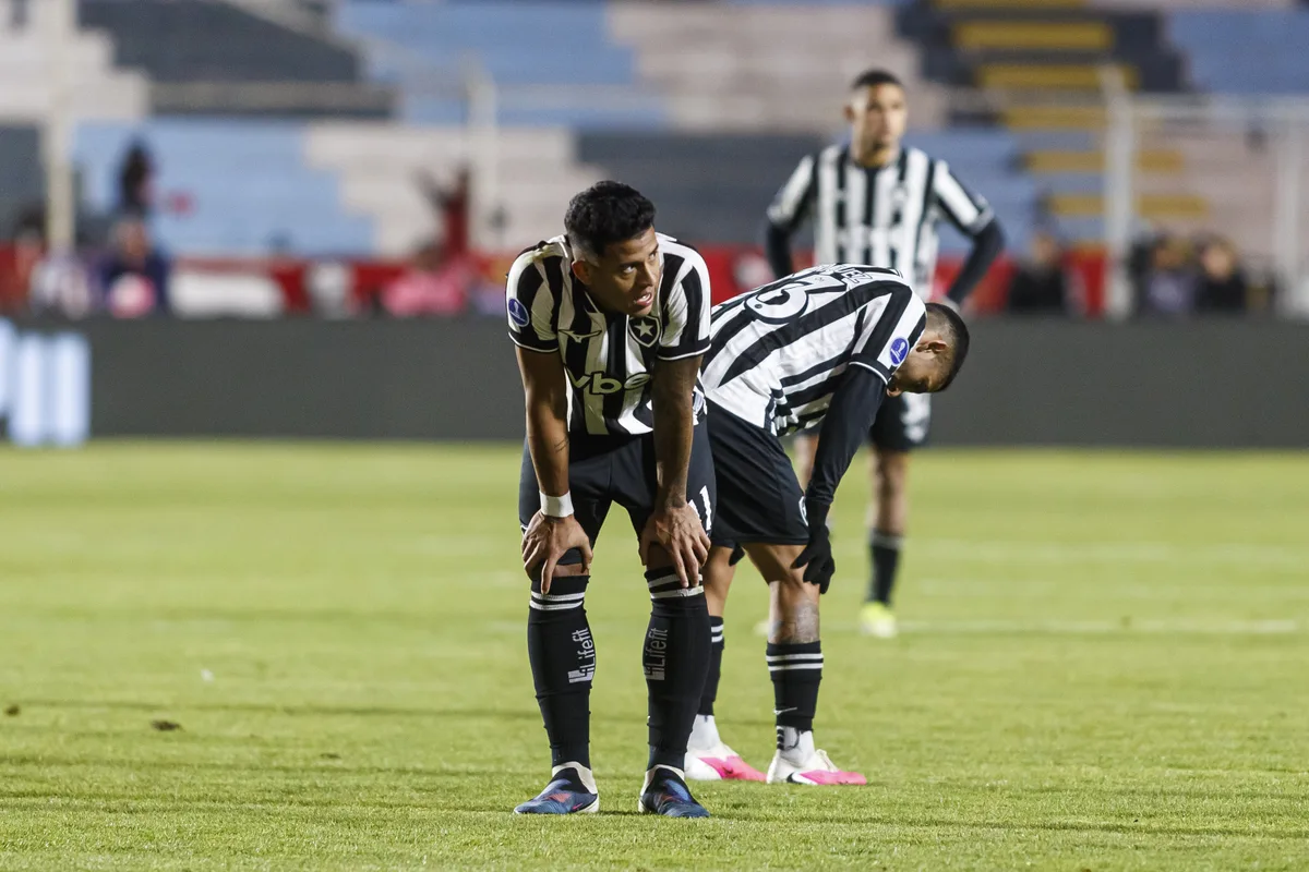 Os recordes negativos da derrota do Botafogo na Sul-Americana