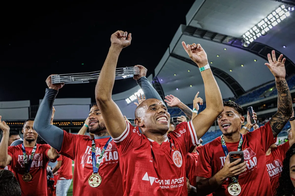Judson anuncia saída do América-RN e voltará a jogar nos EUA