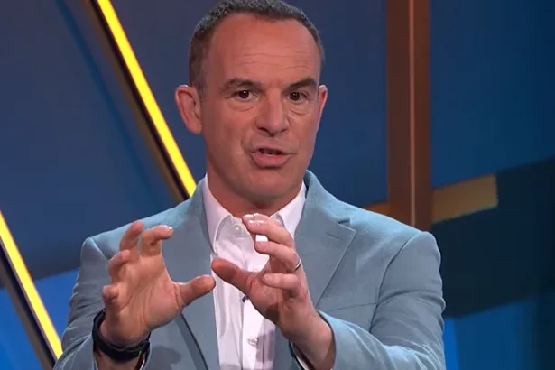Martin Lewis says get £600 cash 'before Christmas' free in offer