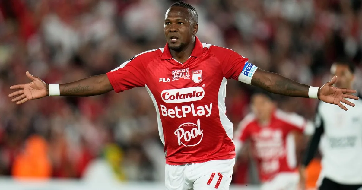 El goleador de 41 años que quiso jugar en River y ahora sueña con eliminarlo de la Sudamericana