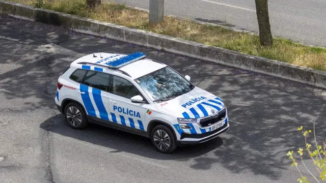 Jovem de 16 anos baleado após sair de festa em Corroios