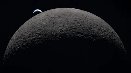 NASA: Mikroben können tagelang am Südpol des Mondes überleben