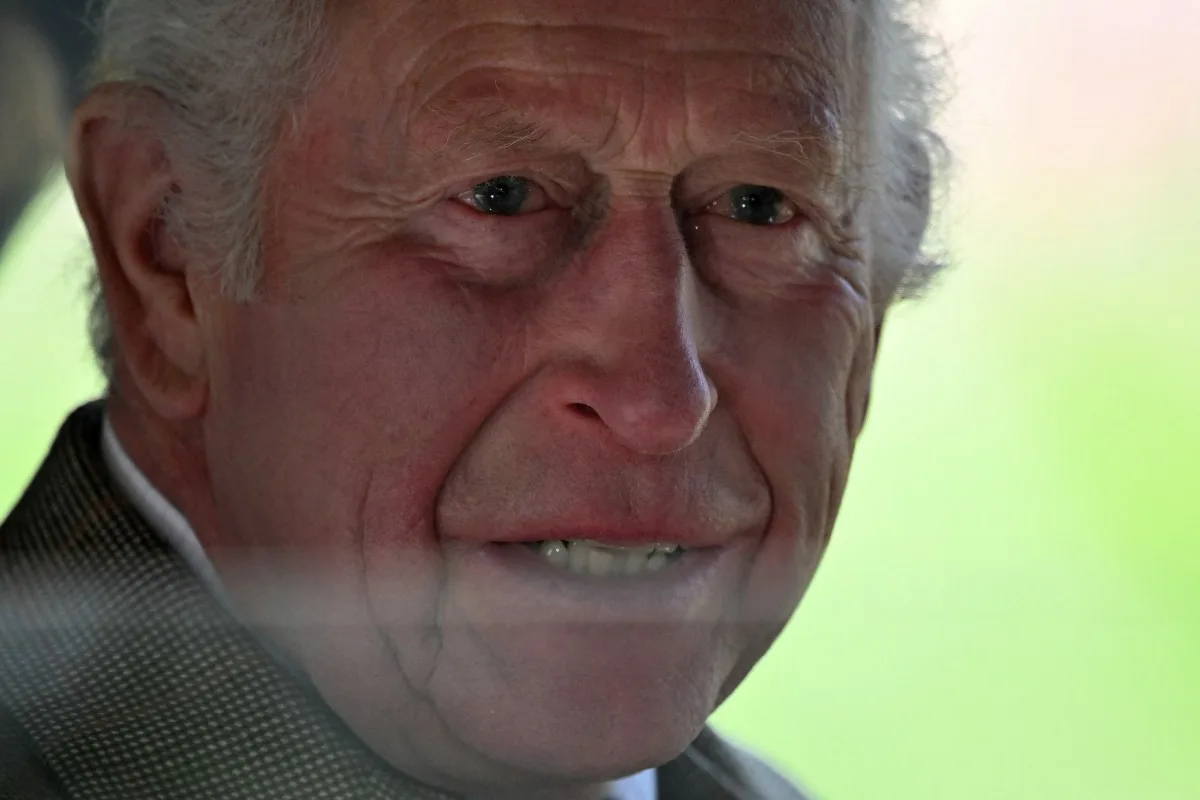 El rey Carlos III rompió el silencio tras la polémica revelación del hermano de Diana