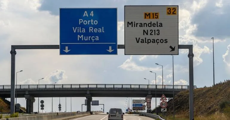 Acesso da A4 para A28 em Matosinhos cortado