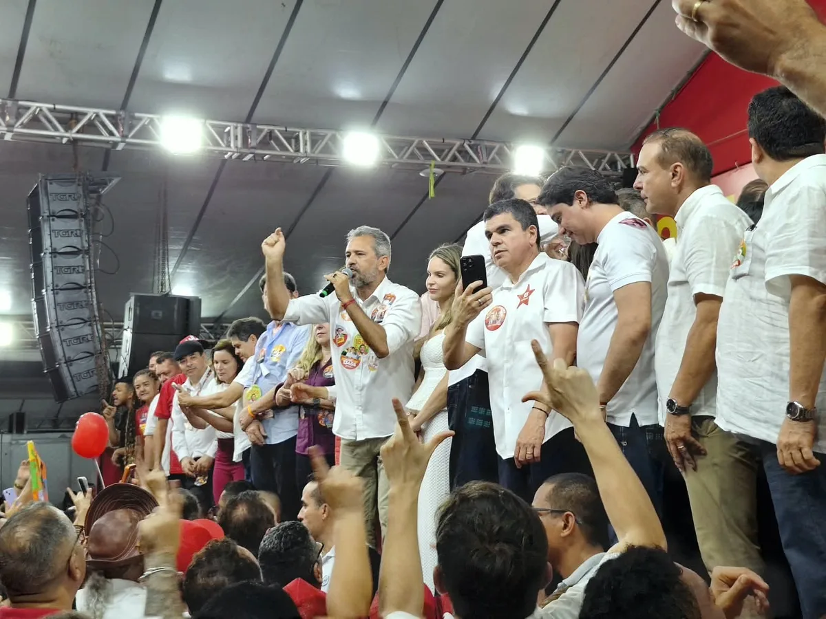 Elmano de Freitas lança comitê central de campanha em Fortaleza