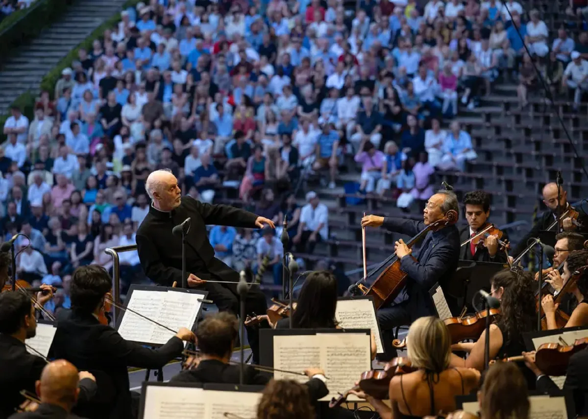 Barenboim regresa a los escenarios con la Orquesta West-Eastern Divan