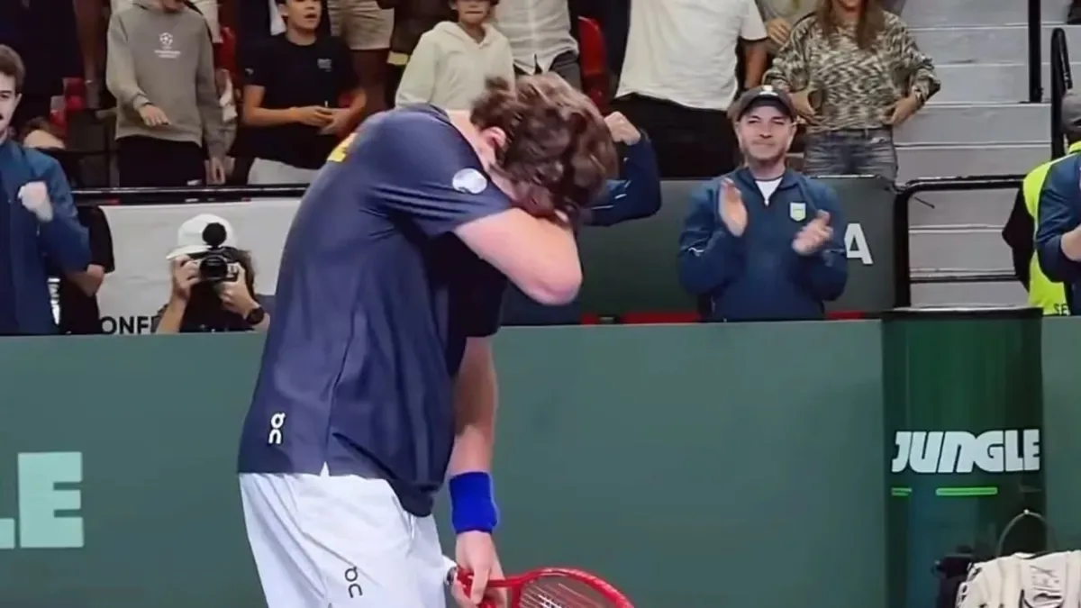 João Fonseca ganó su primer partido de Copa Davis para Brasil como local y se largó a llorar