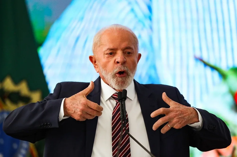 Brasil não vai depender nem da China, nem dos EUA para fazer sua IA, diz Lula
