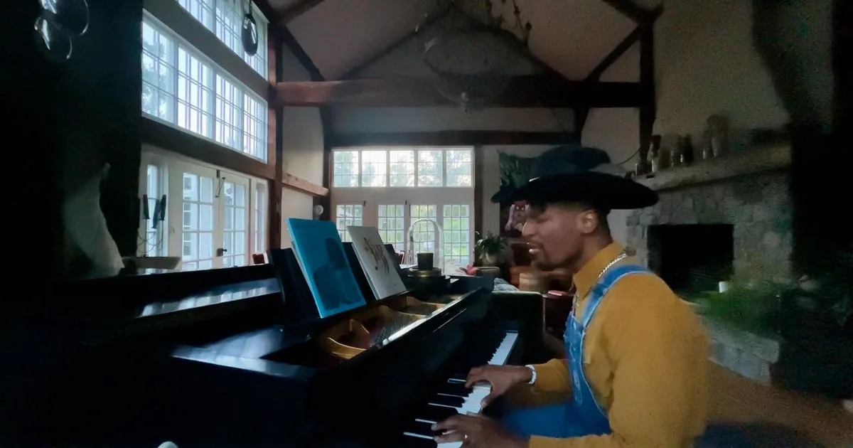 Watch: Jon Batiste plays beautiful musical tribute to Dolly Parton
