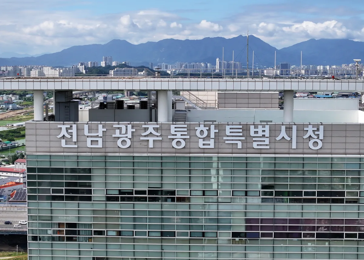 시·군 주민 10명 중 6명 응급센터 ‘30분 밖’인데···전남광주, 의대설립도 불투명