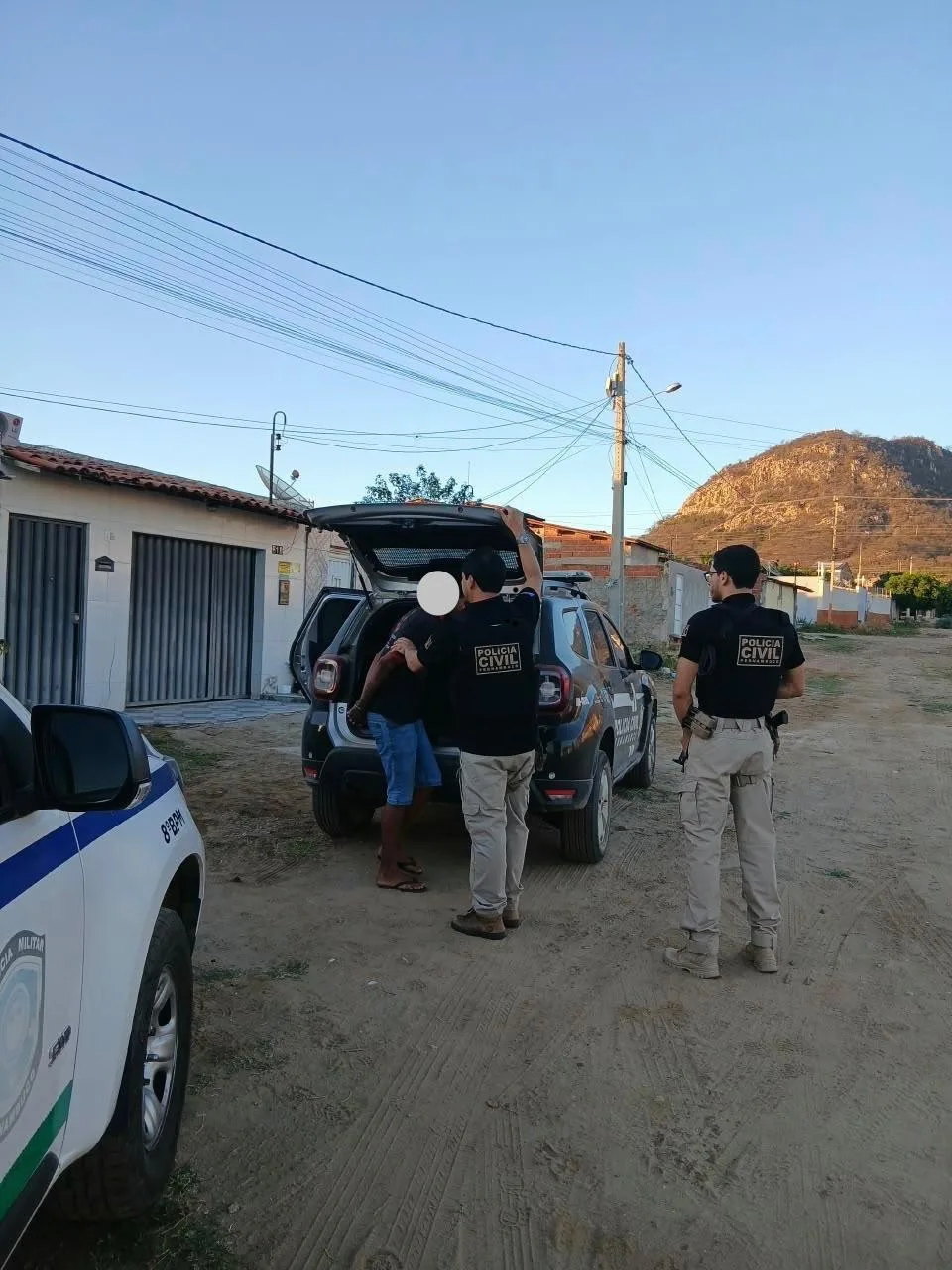 Operação da Polícia Civil prende suspeitos por roubo de veículo no Sertão de PE