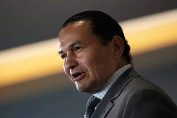 Manitoba back to favouring non-U.S. firms after trade deal collapse: Kinew